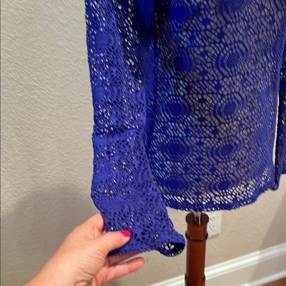 TOMMY BAHAMA Elegant Blue Lace Women's Top SZ Lg - Picture 3 of 5